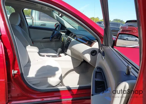 2014 Chevrolet Impala z USA, uszkodzony, nr VIN 2G1WB5E1100351